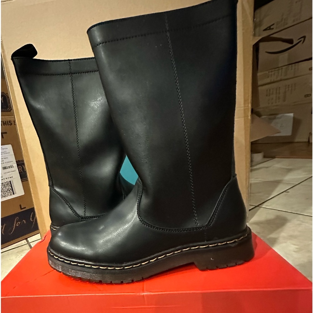 Modern Rush Womens Jacklyn Rain Boots in Black New In Box
